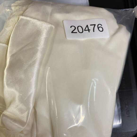 Yves Blouse Women XL Beige Sleeveless Wide Strap Ruffle Round Neck Pullover - Picture 8 of 8